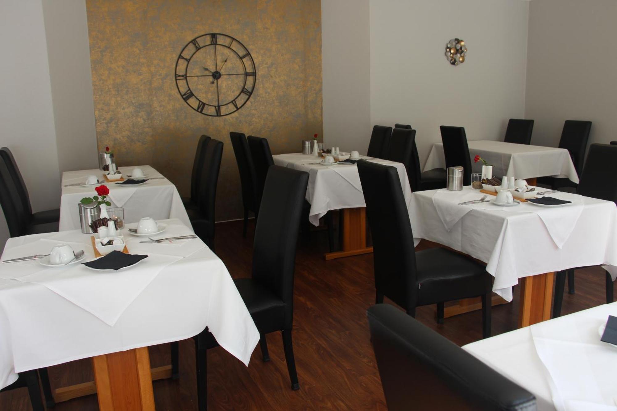 Regiohotel Germania Am Kurpark บัดฮาร์ซบวร์ก ภายนอก รูปภาพ