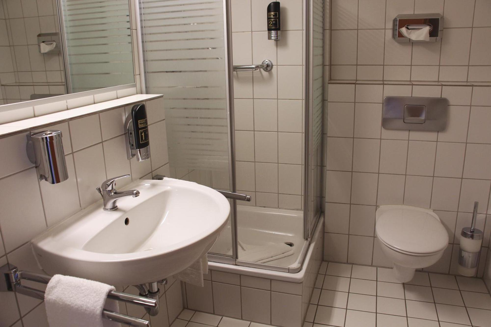 Regiohotel Germania Am Kurpark บัดฮาร์ซบวร์ก ห้อง รูปภาพ