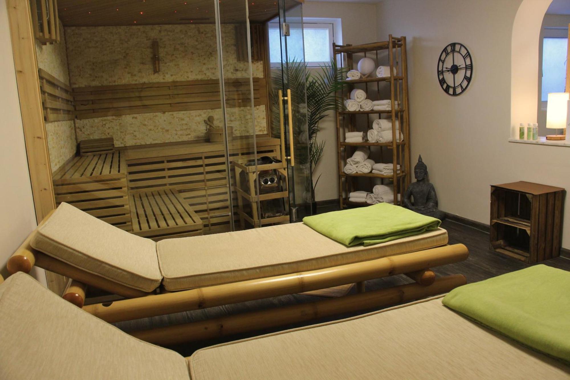 Regiohotel Germania Am Kurpark บัดฮาร์ซบวร์ก ภายนอก รูปภาพ